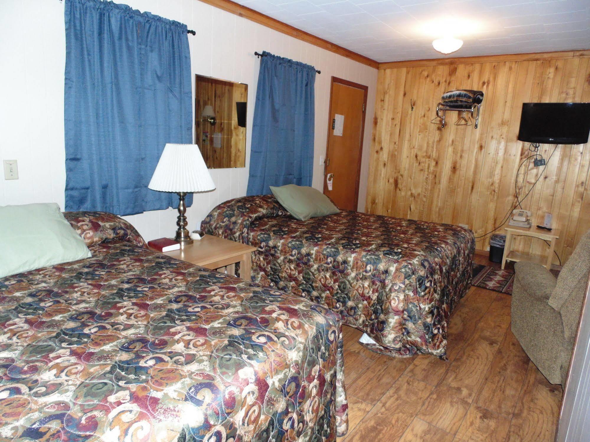 Brookside Motel Wadena Exterior photo
